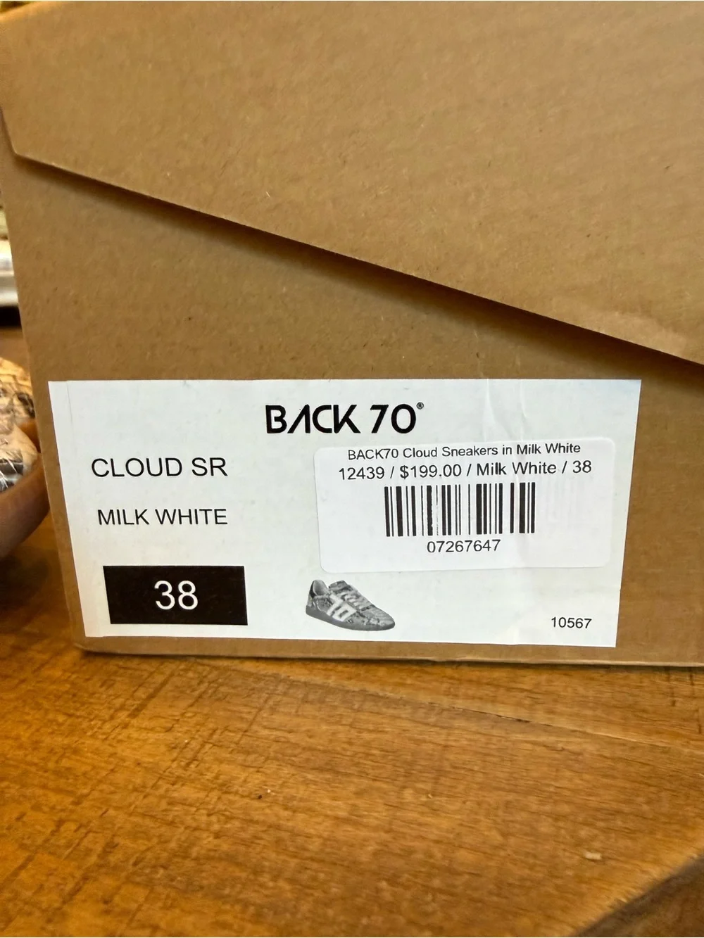 Back 70 Cloud SR sneakers in Milk White